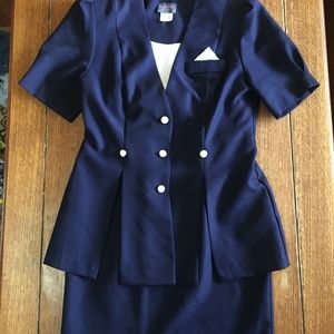 Vintage navy skirt suit sz10